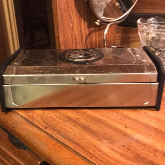 Box for man - Picture 1 of 4